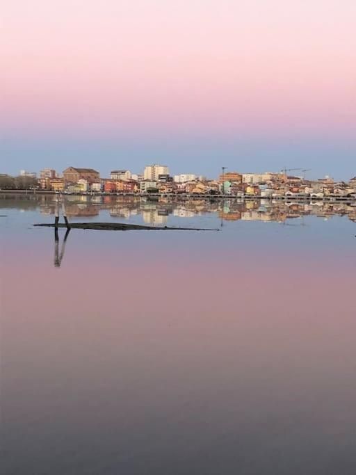 Ca Francesco Appartamento Contemporaneo Chioggia Eksteriør bilde